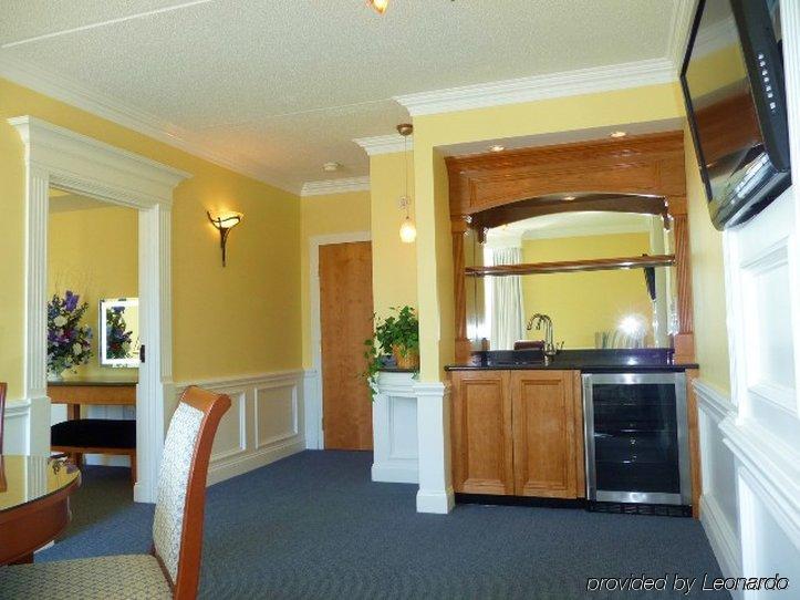 Seaport Resort And Marina Fairhaven Habitación foto